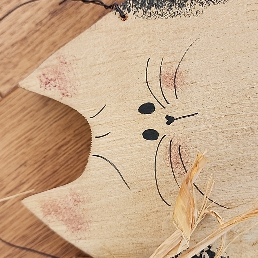 Wooden hanging cat sign - cats are children dressed in fur coats - Picture 3 of 8
